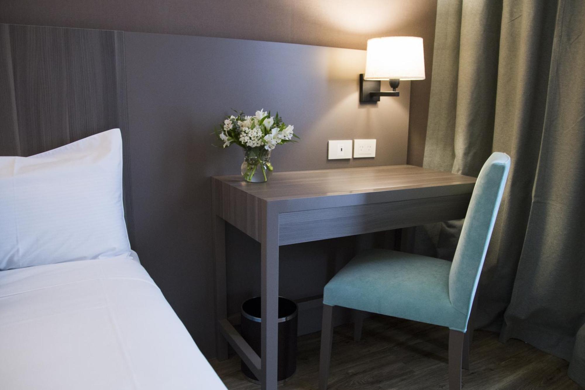 Hotel Land Plaza La Plata Eksteriør bilde