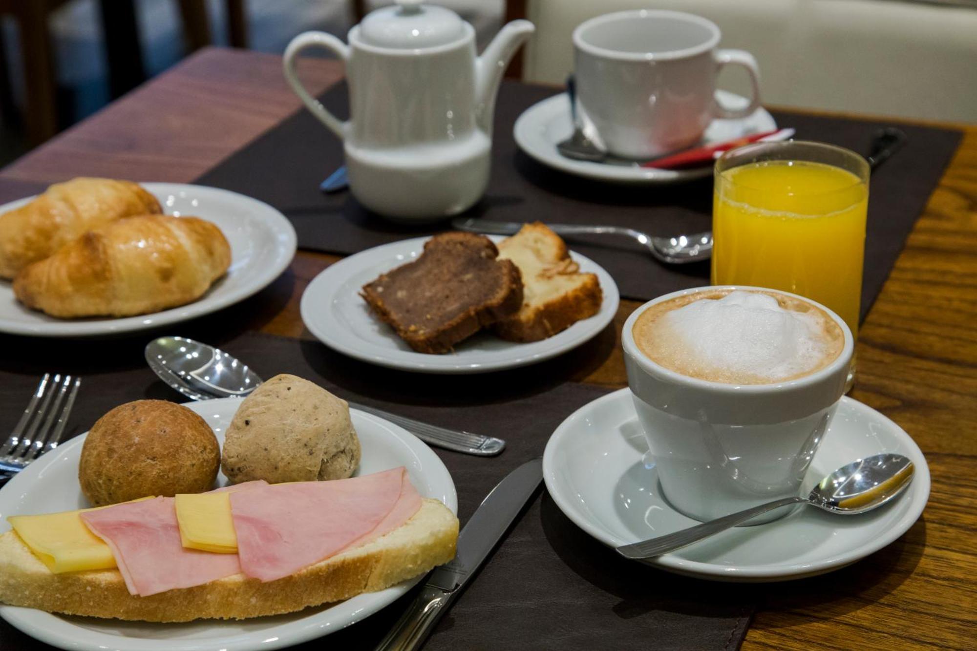 Hotel Land Plaza La Plata Eksteriør bilde
