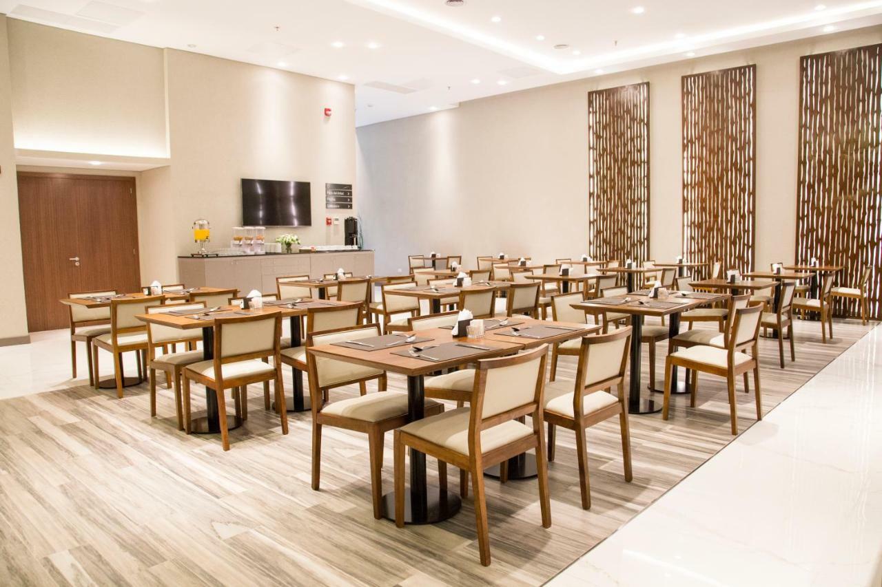 Hotel Land Plaza La Plata Eksteriør bilde