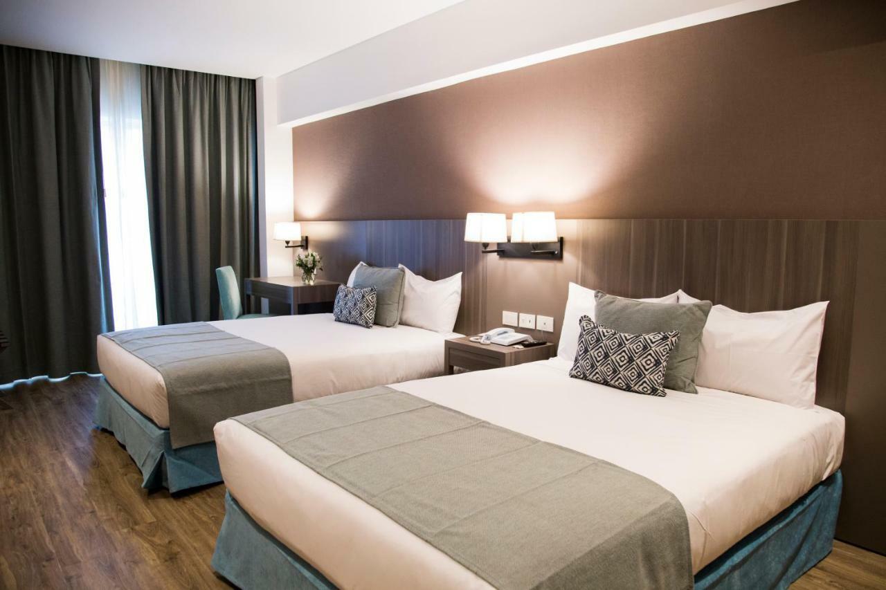 Hotel Land Plaza La Plata Eksteriør bilde